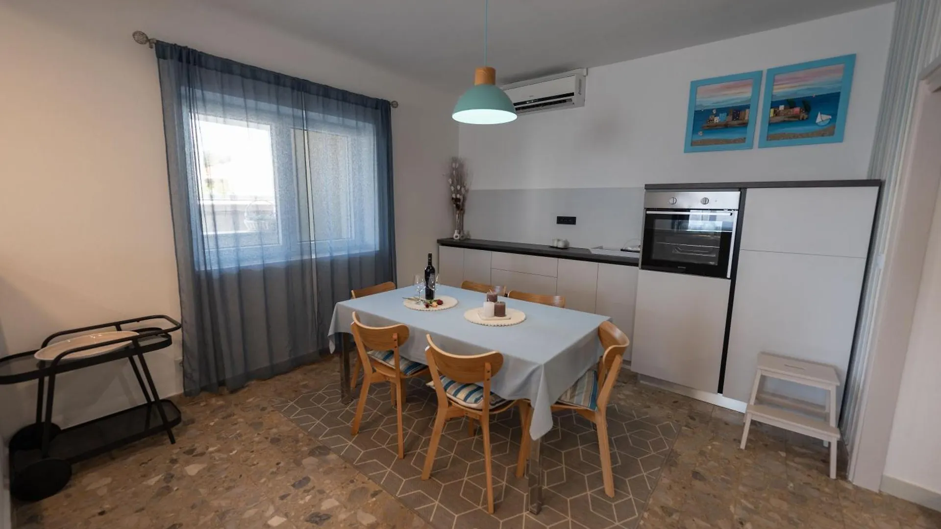 Apartman Maksan Pakoštane 0*,